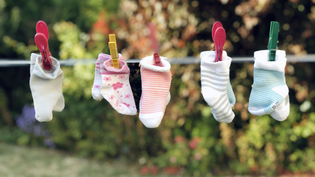 baby_socks_washing_line_unsplash