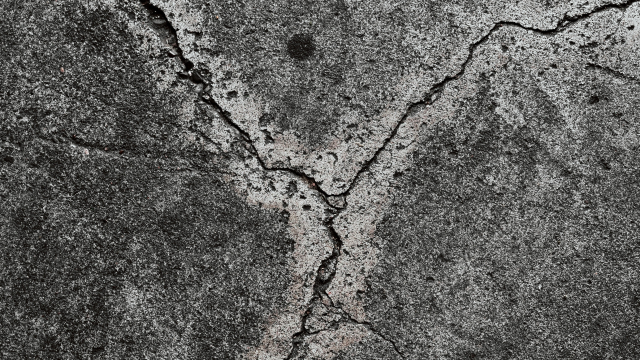 concrete_cracked_pavement_road_unsplash