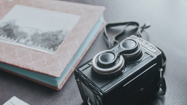 photo_album_camera_unsplash