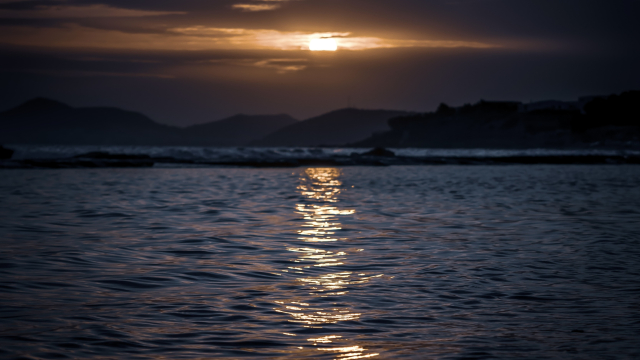 sea_sunset_water_unsplash