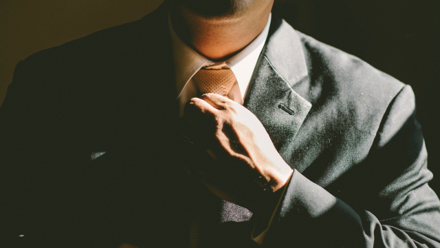 suit_tie_man_unsplash