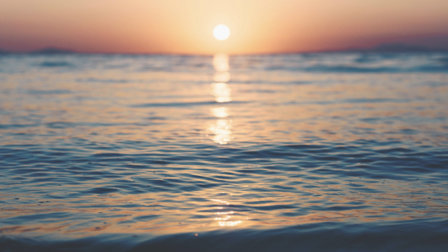 sunrise_sea_sky_morning_unsplash