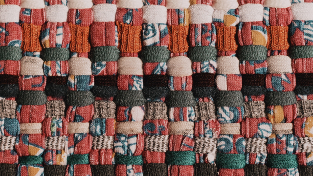 woven_fabric_weaving_unsplash