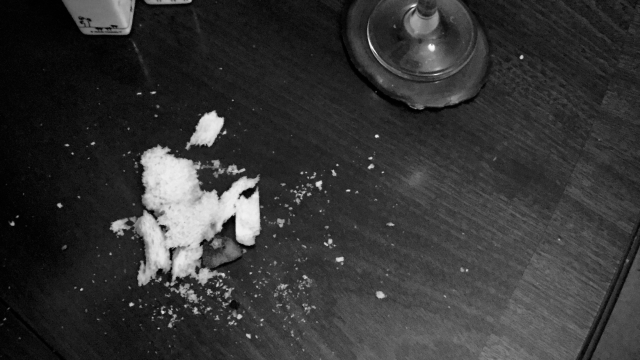 crumbs_table_bw