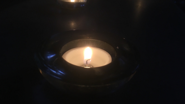Day_6_candles_darkness_2.JPG