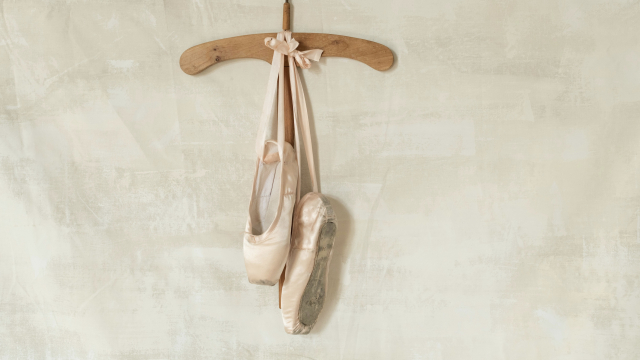 ballet_shoes_dancing_unsplash