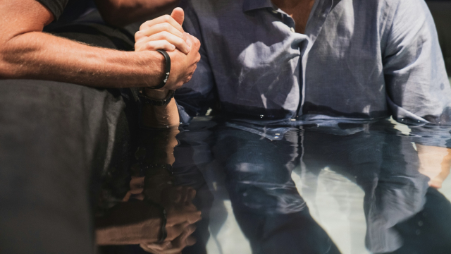 baptism_baptising_pool_unsplash