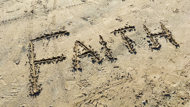 beach_writing_faith