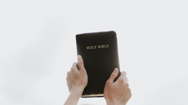bible_book_hands_unsplash