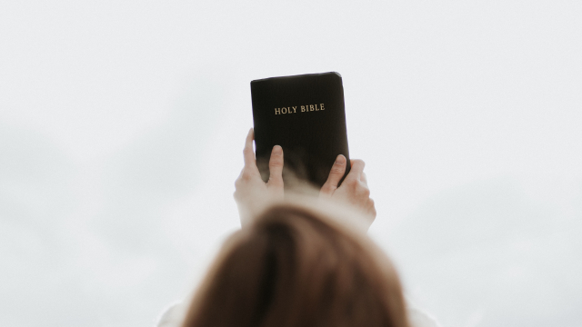 bible_study_reading_book_unsplash