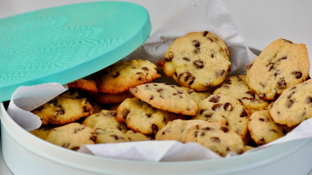 biscuit_tin_cookies