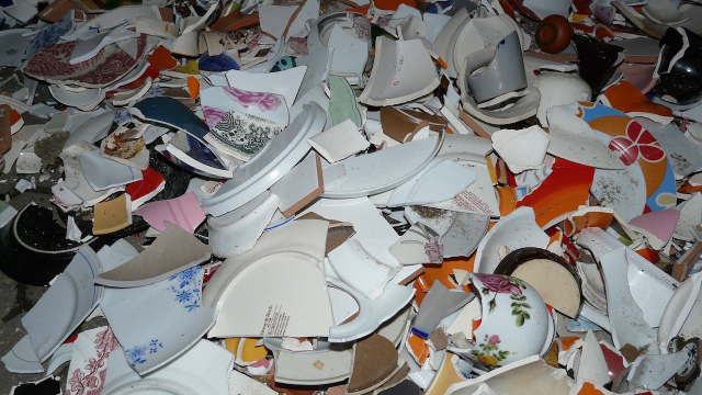 broken_crockery