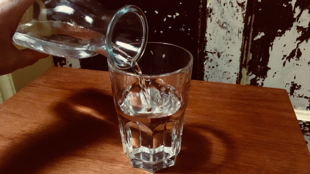 caraffe_water_glass