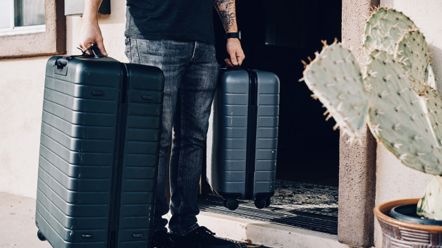 carrying_suitcases_burden_unsplash