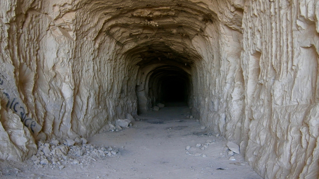 cave_entrance