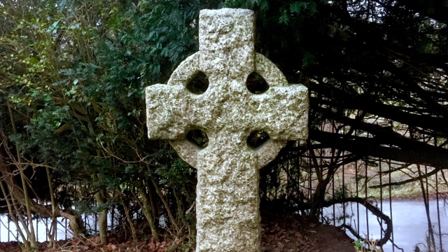 celtic_cross_stone_trees