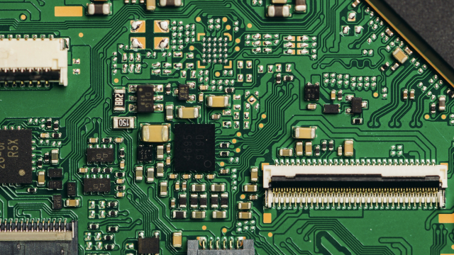 circuit_board_technology_unsplash
