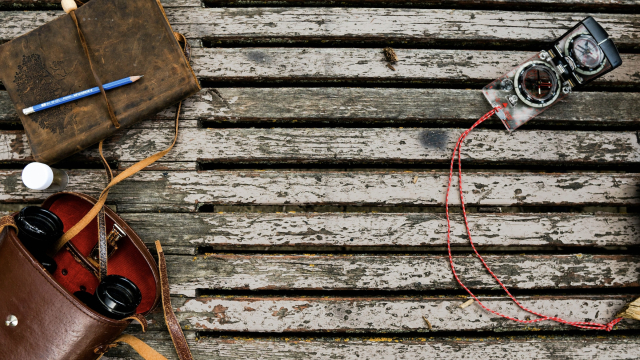 compass_binnoculars_notebook_exploring_unsplash