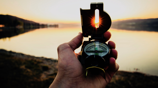 compass_sunlight_unsplash