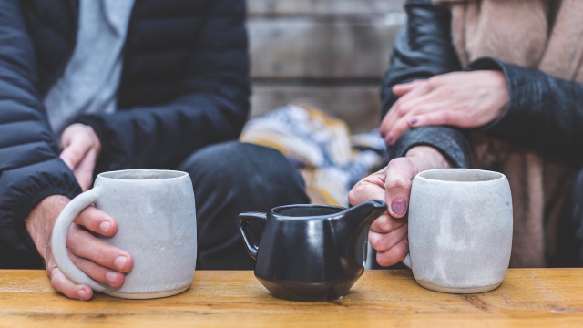 conversation_mugs