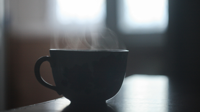 cup_tea_steam_silhouette_unsplash