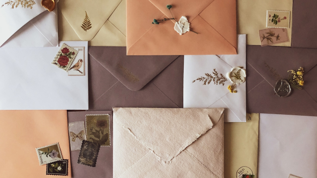 envelopes_letters_stamps_unsplash