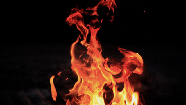 fire_flames_night_unsplash