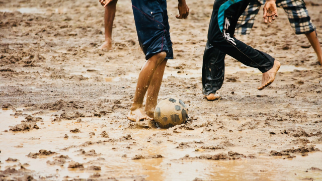 football_muddy_game_sports