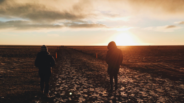 friends_walking_together_unsplash