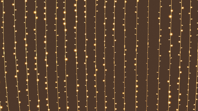 gold_string_lights_unsplash