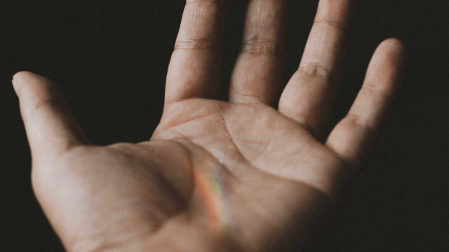 hand_open_rainbow_unsplash