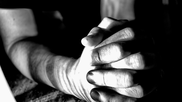 hands_prayer_bw