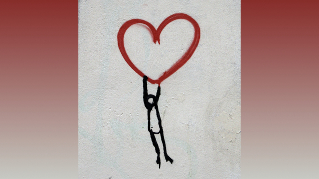 heart_graffiti_person_unsplash