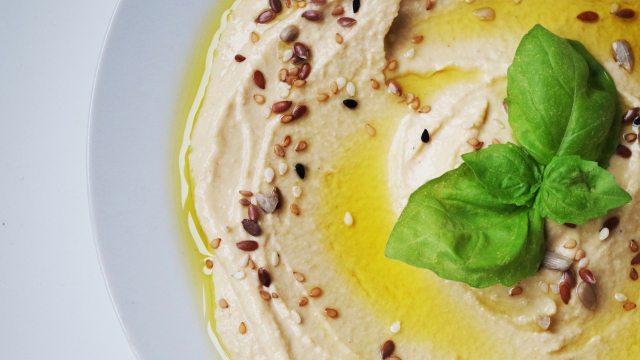 hummus_close_up