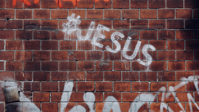 jesus_graffiti_walll_unsplash