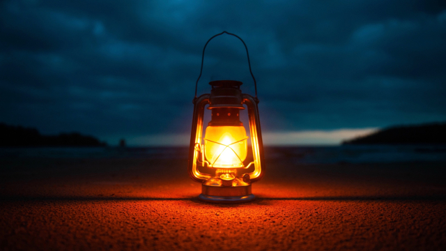 lamp_road_dark_unsplash