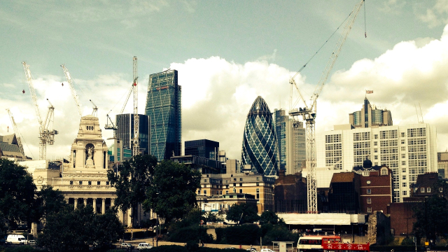 london_cityscape_construction