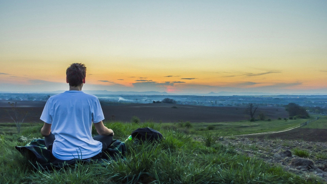 meditation_hill_sky