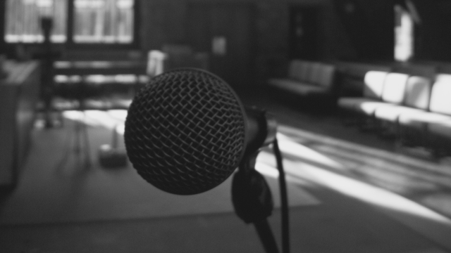 microphone_bw