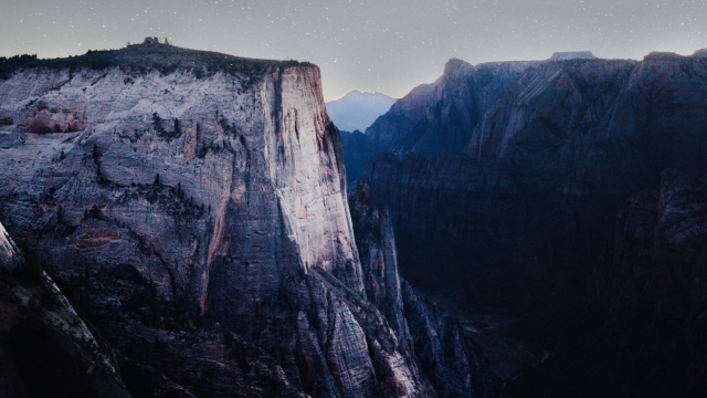 mountain_valley_dusk_unsplash