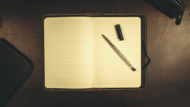 notebook_pen_blank_unsplash