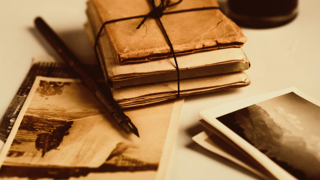 old_pictures_letters_sepia_unsplash