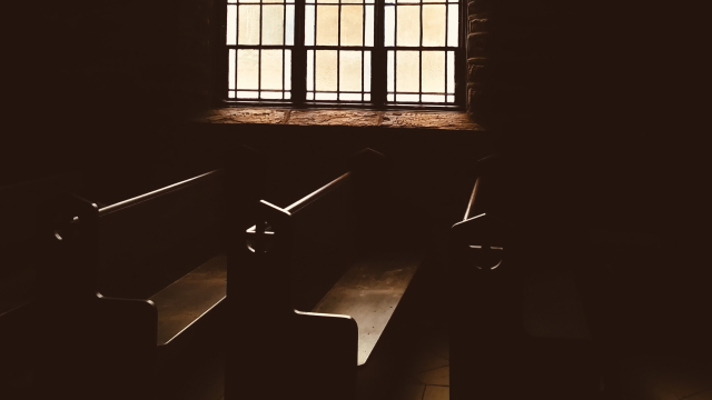 pews_window_church_unsplash