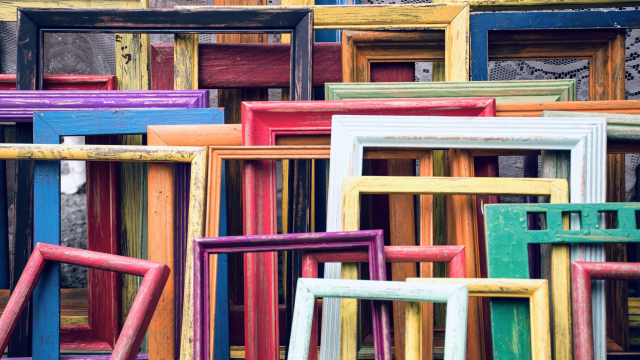 picture_frames_multicoloured_unsplash