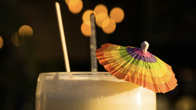 pina_collada_umbrella_drink_unsplash