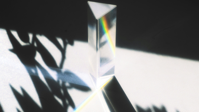 prism_light_reflection_shadows_unsplash
