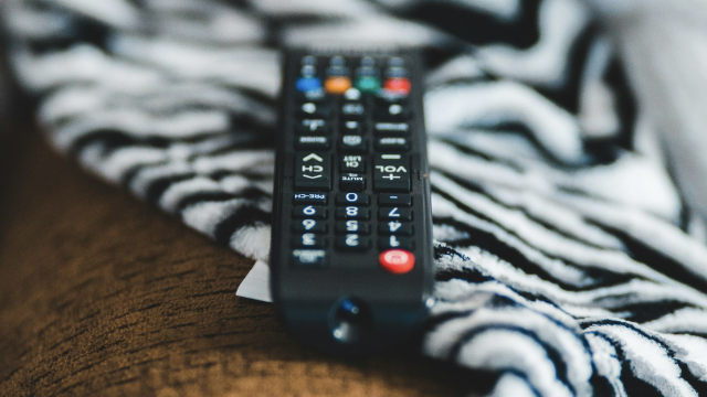 remote_control_buttons_couch_unsplash