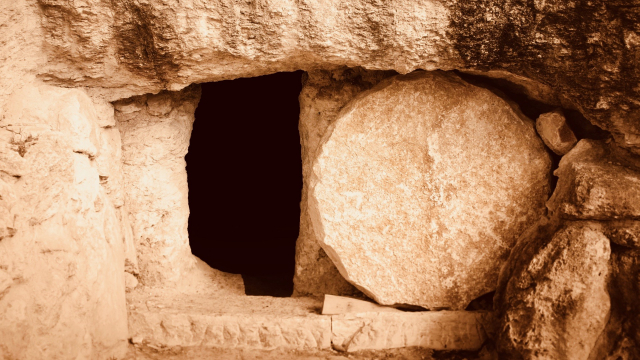 resurrection_cave_stone_open