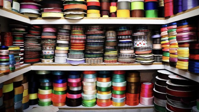 ribbons_cupboard_haberdashery_unsplash