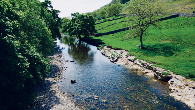 river_valley_hill_dales